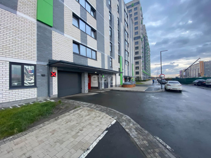Гараж/парковка Первооткрывателей 12