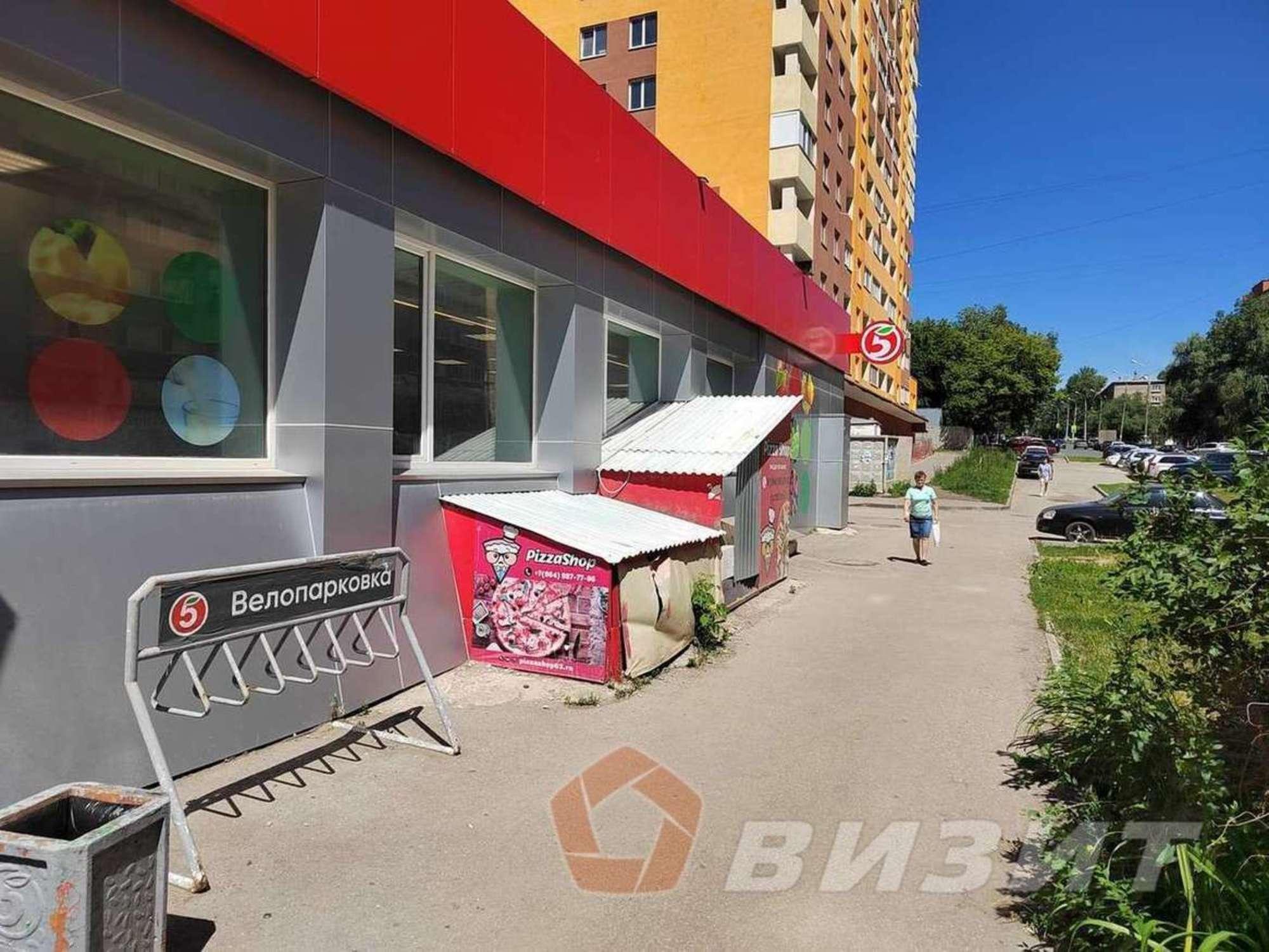 Сдать торговое помещение за 40 000 рублей на Дыбенко улица, 120