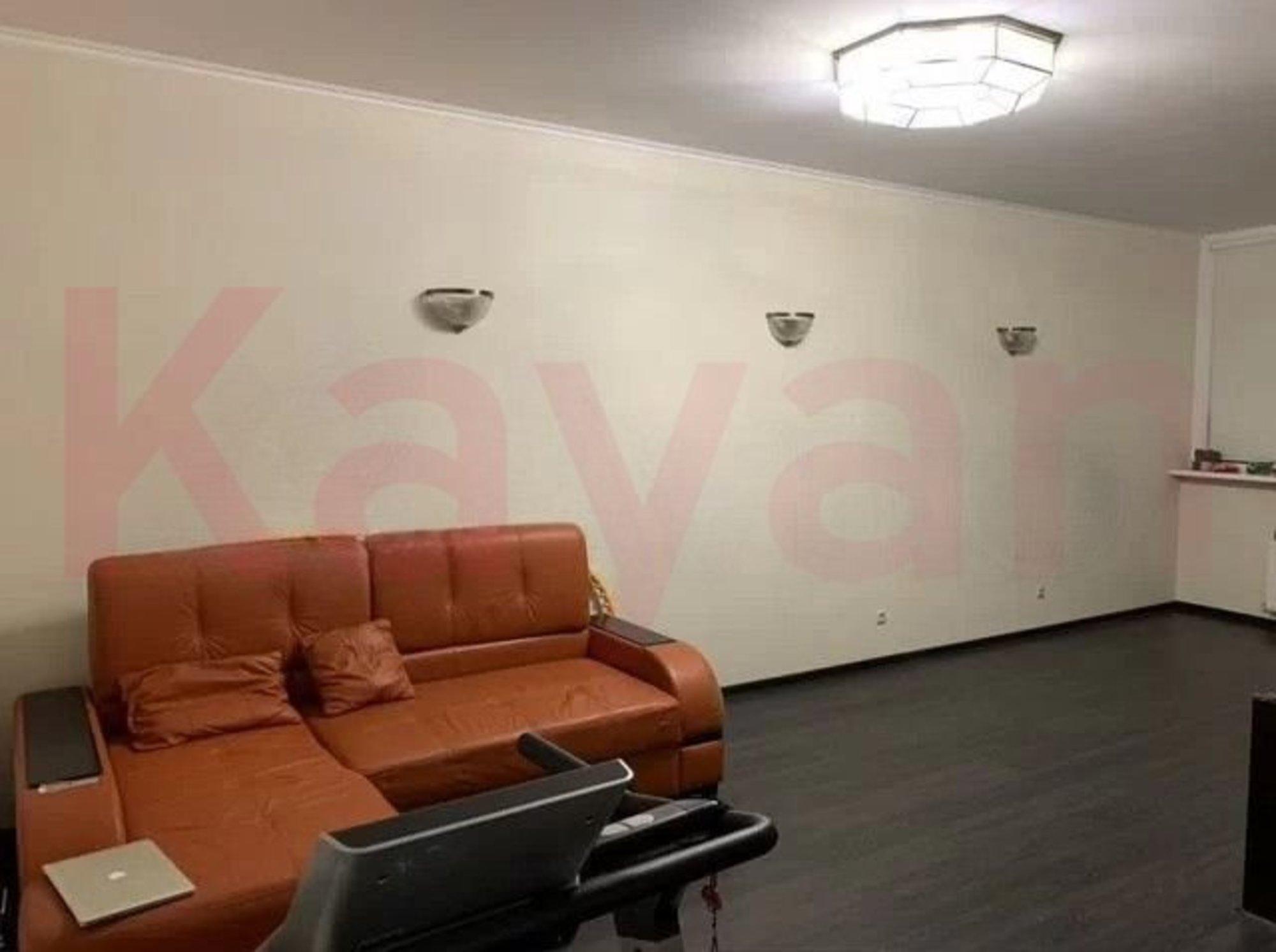 Купить квартиру за 11 500 000 рублей на Вербовая ул.