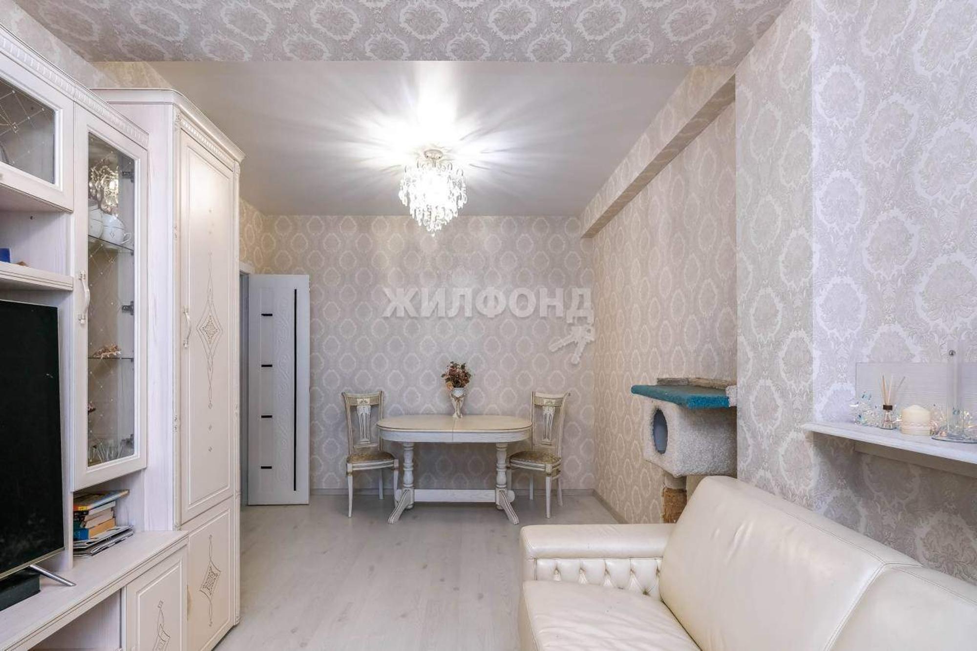 Купить квартиру за 12 300 000 рублей на Горский микрорайон, д.10