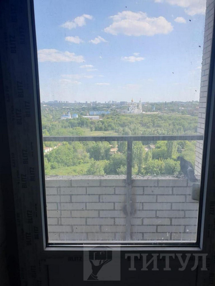 2-комн квартира СЖМ, Комарова