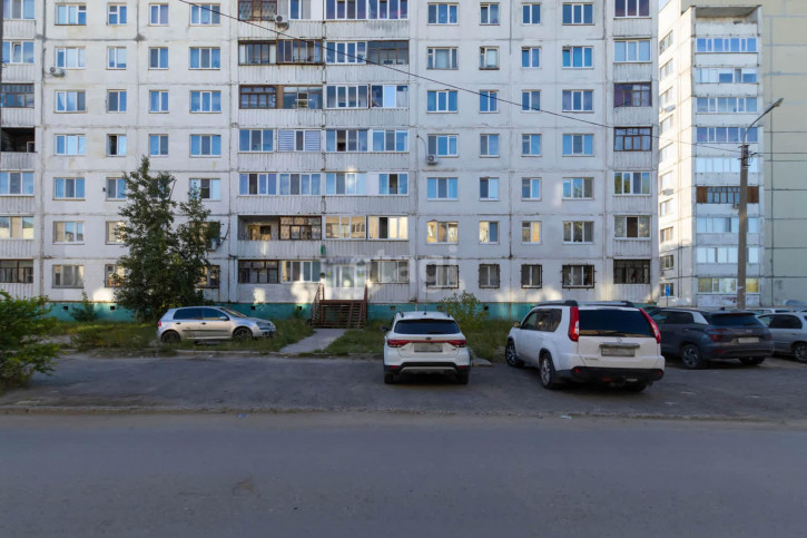 Торговое помещение Домостроителей 6б