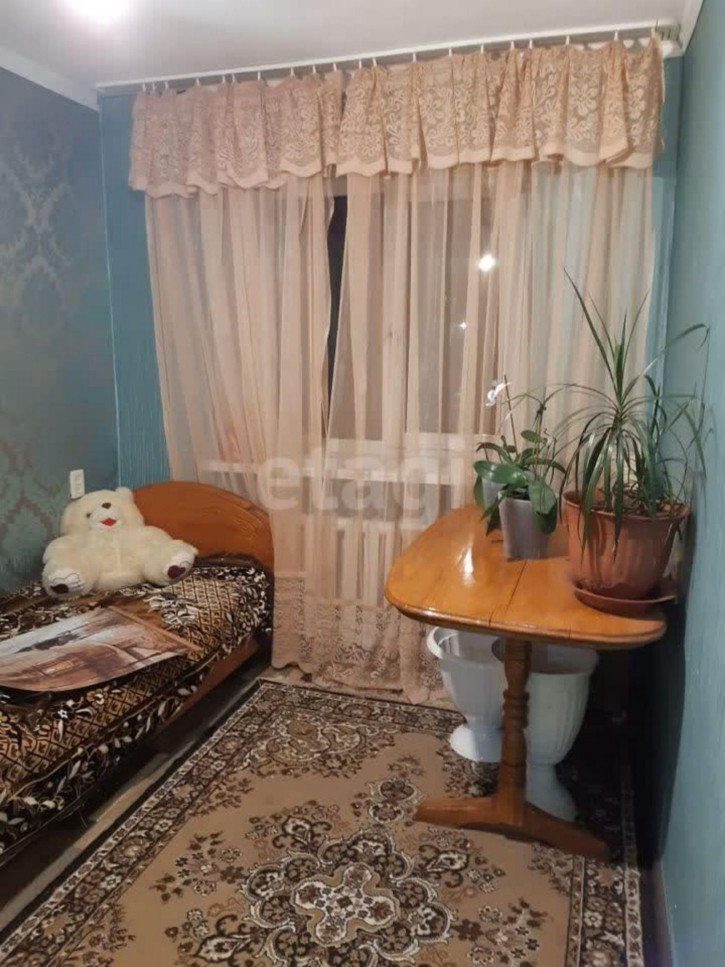 3-комн квартира Урожайная, 2