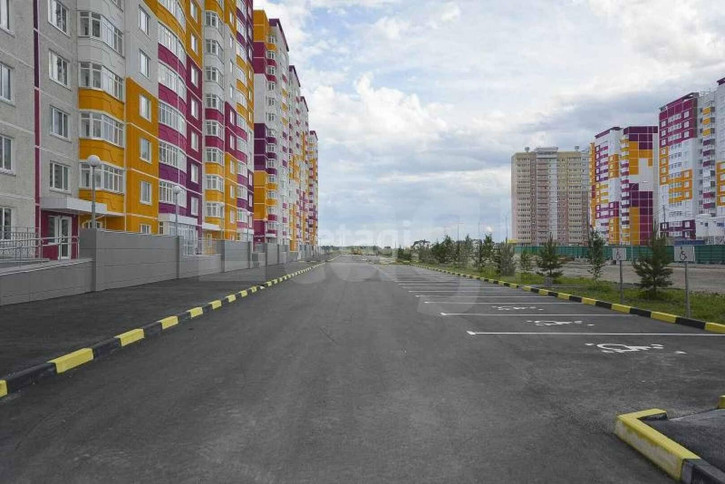 3-комн квартира Созидателей, 3