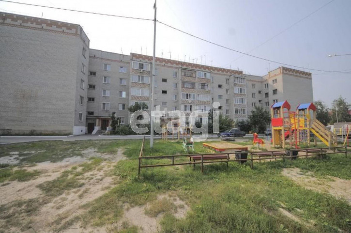 3-комн квартира Мелиораторов, 17а
