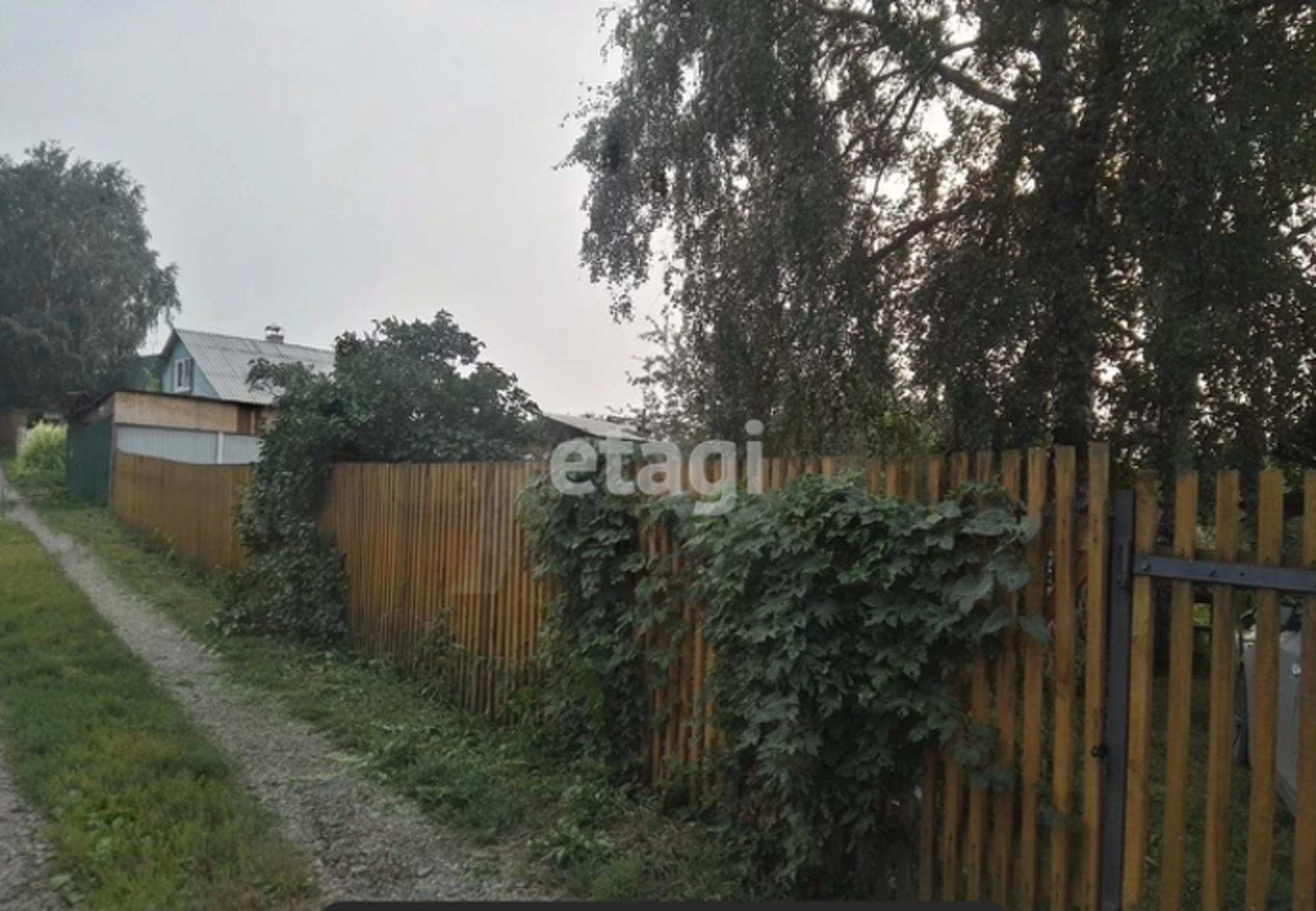Купить дачу, дом, коттедж за 650 000 рублей на Array