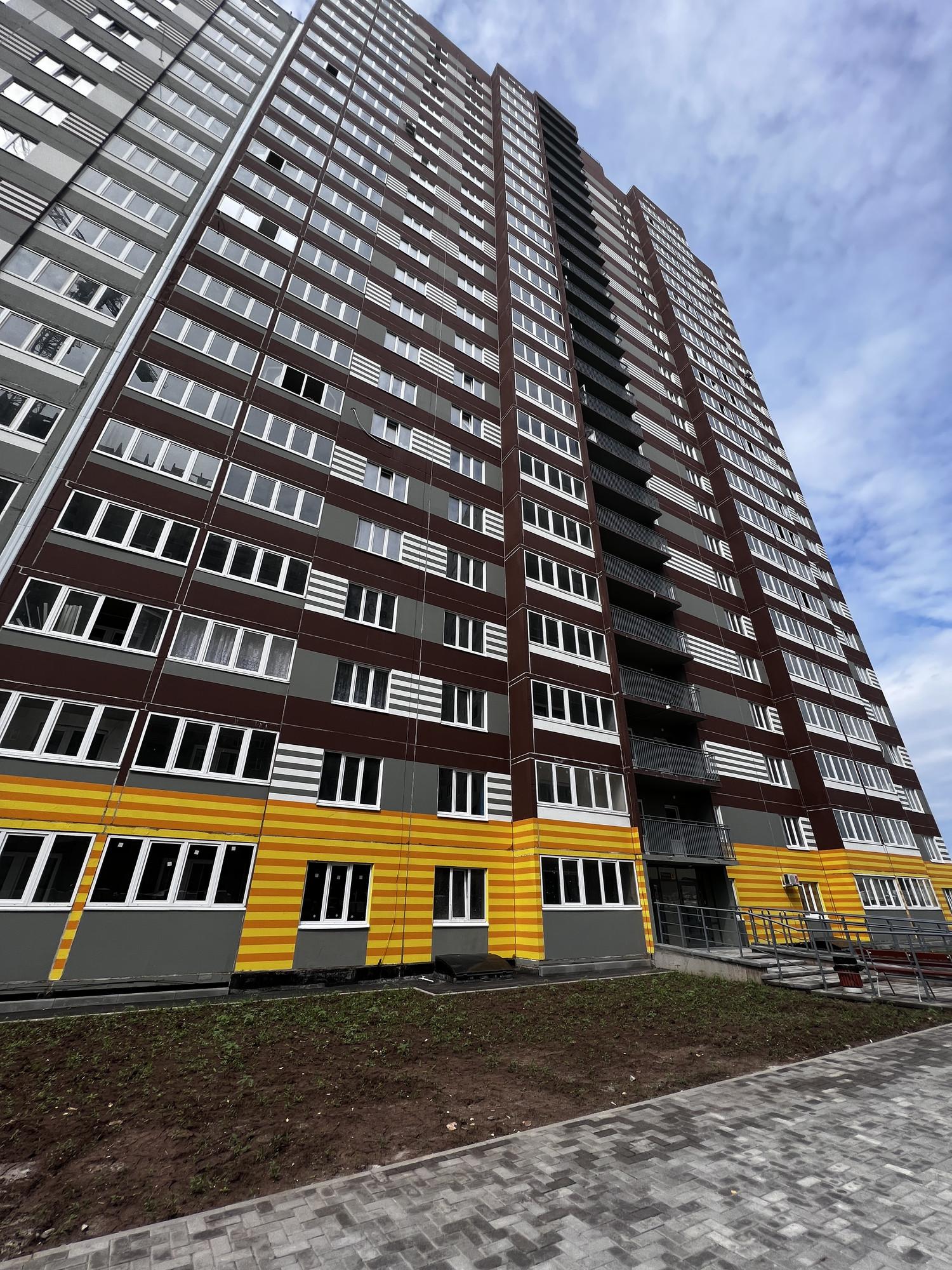 Купить квартиру за 5 200 000 рублей на улица Юркина, 8