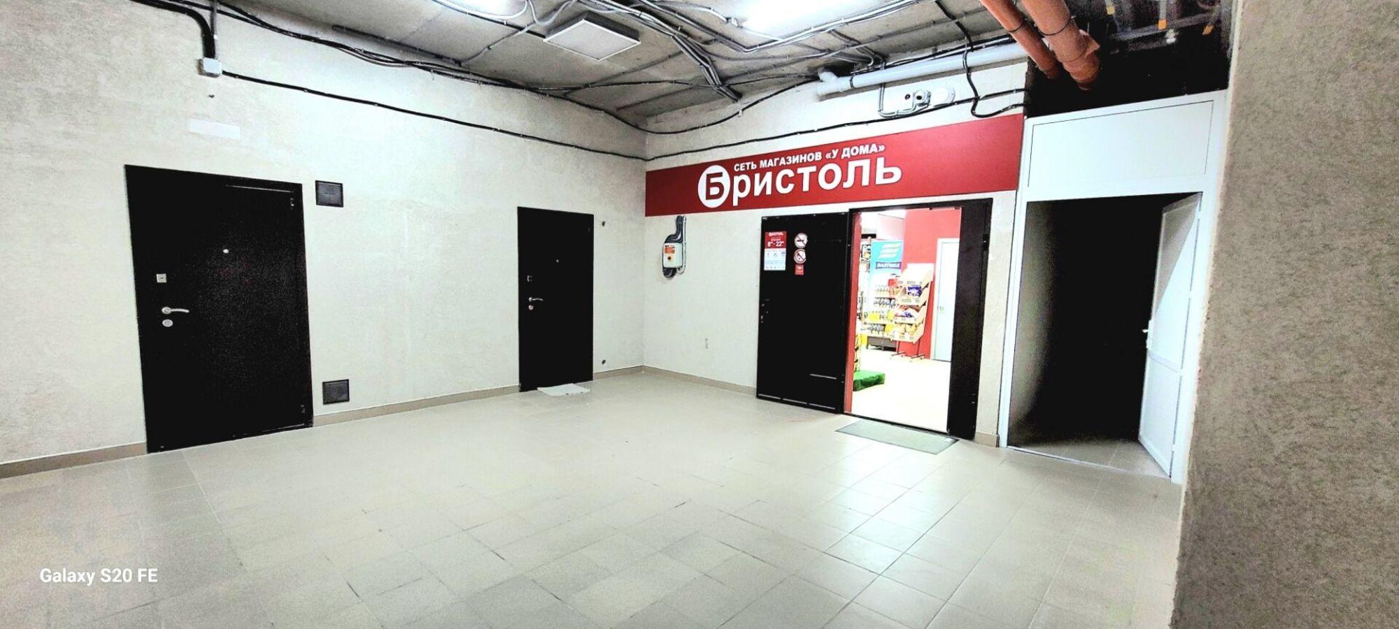 Купить торговое помещение за 8 900 000 рублей на Островского ул, 16