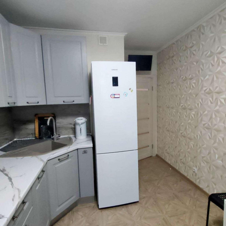 1-комн квартира Есенина улица, 9к3