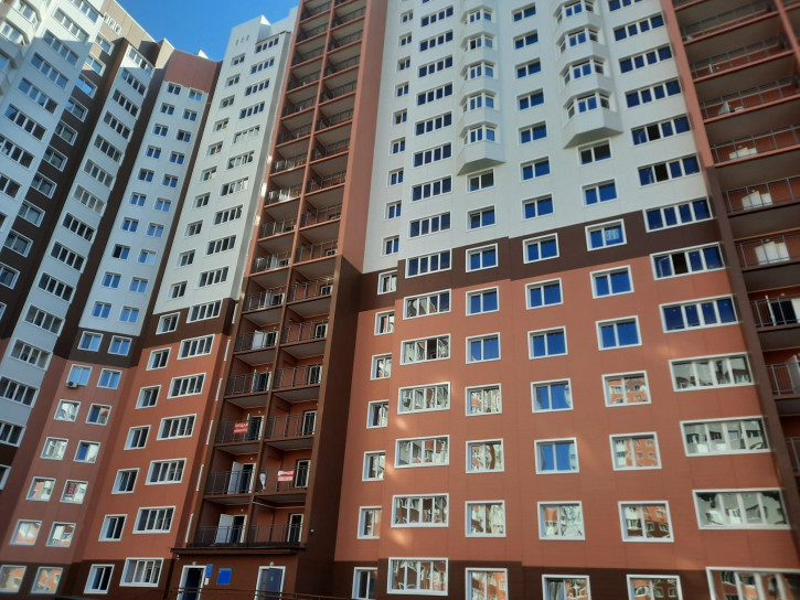 1-комн квартира в новом доме улица Фронтовиков, 8/3