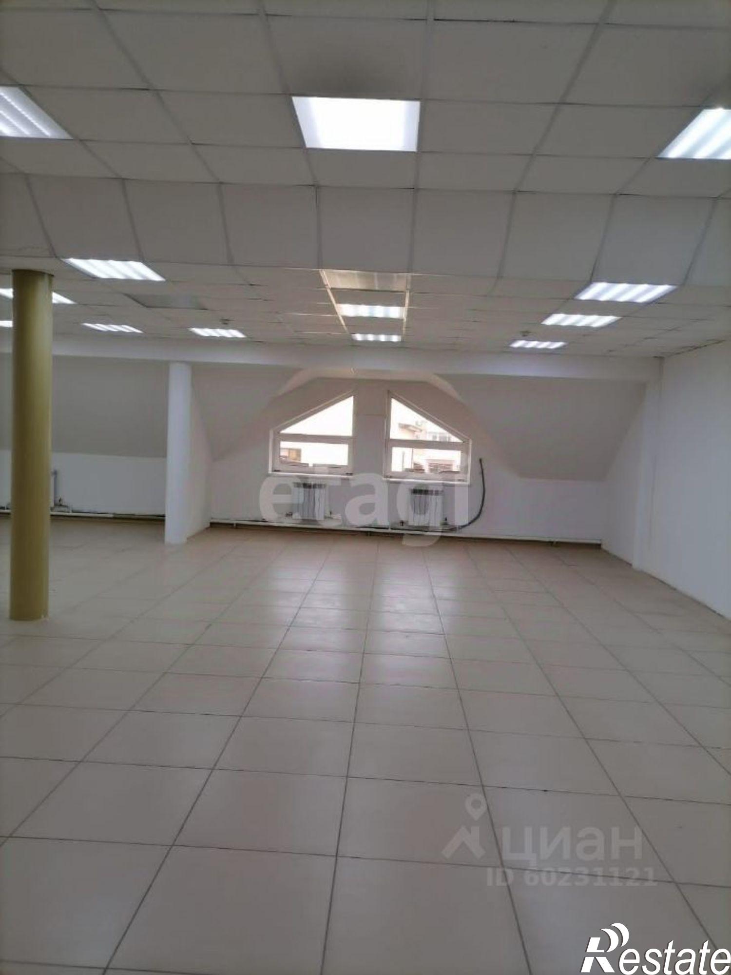 Сдать торговое помещение за 133 000 рублей на улица Смышляева, 45