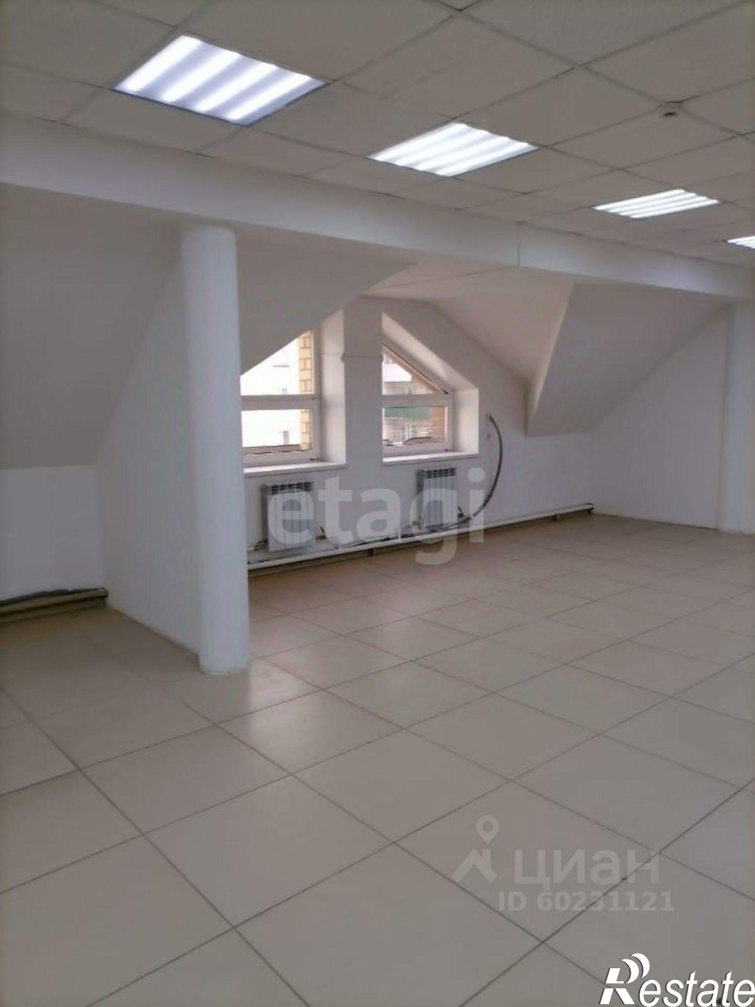 Сдать торговое помещение за 133 000 рублей на улица Смышляева, 45