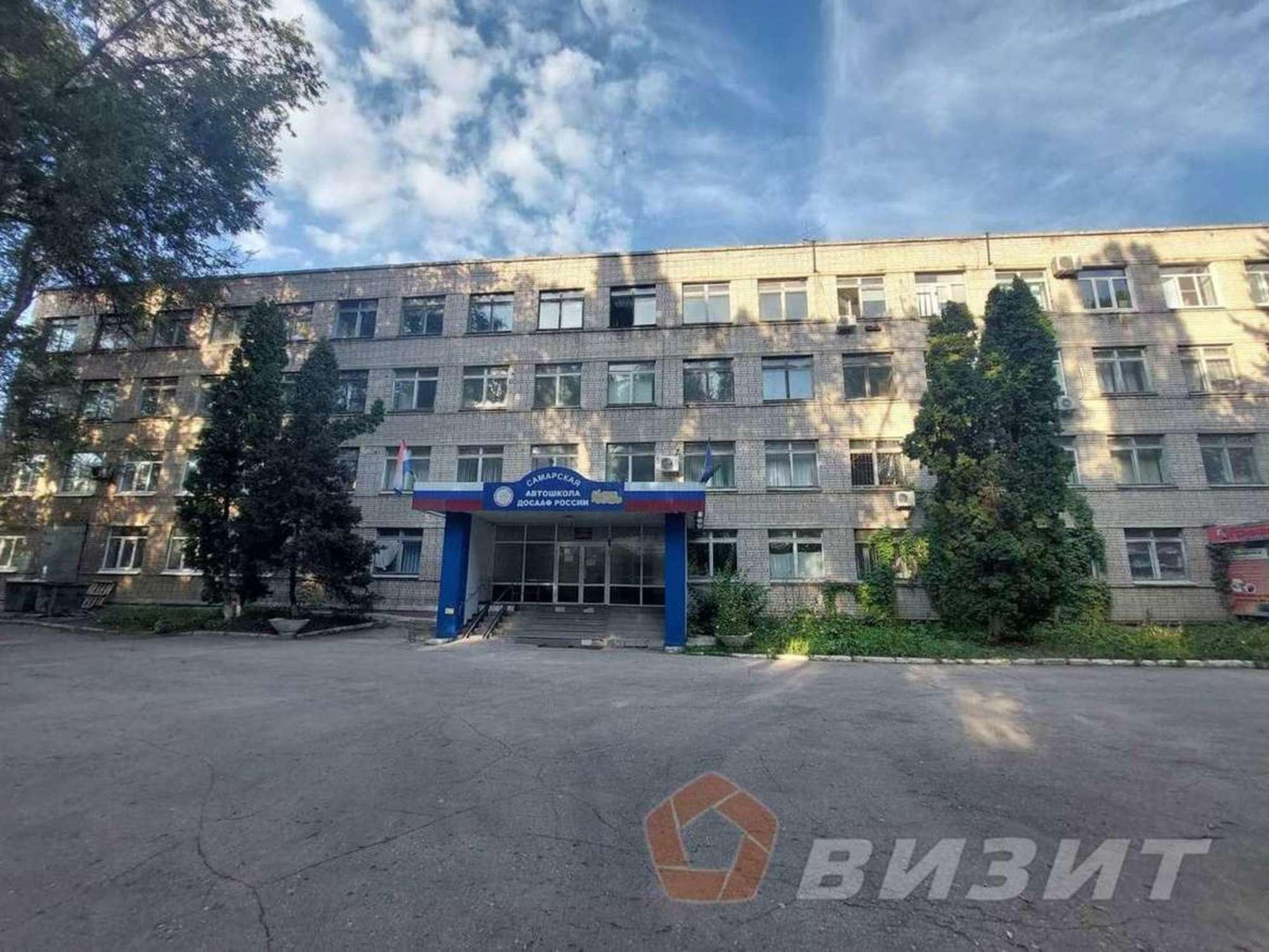 Сдать офис, помещение под офис за 195 000 рублей на Кирова проспект, 73В