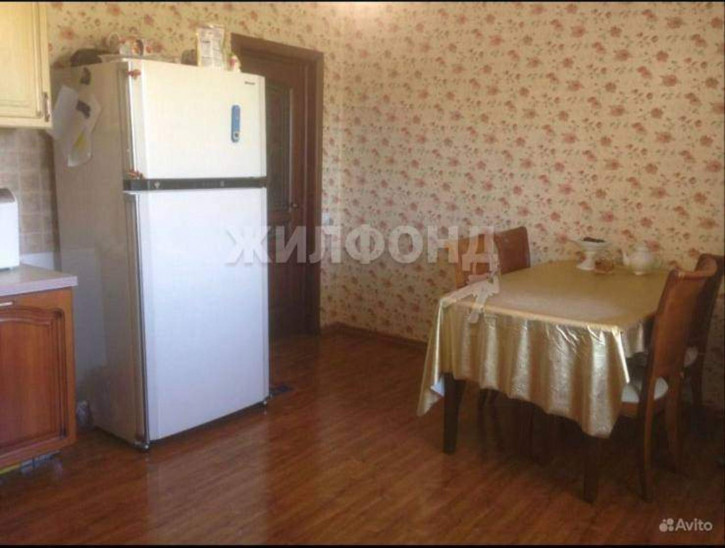 3-комн квартира Энергетиков микрорайон, д.13