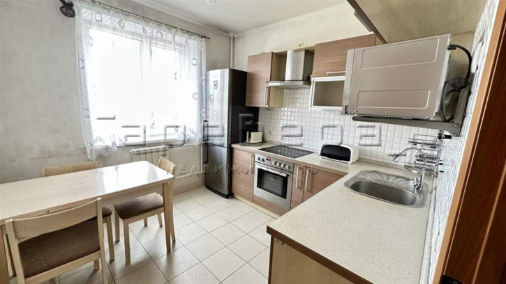 2-комн квартира Комсомольский, 9