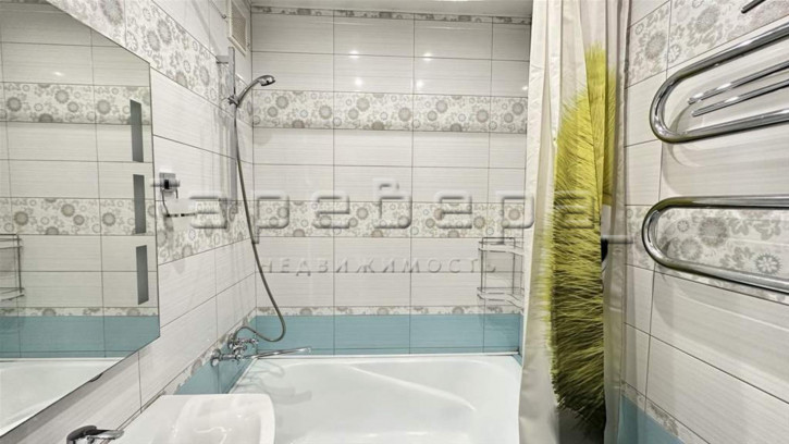 2-комн квартира Комсомольский, 9