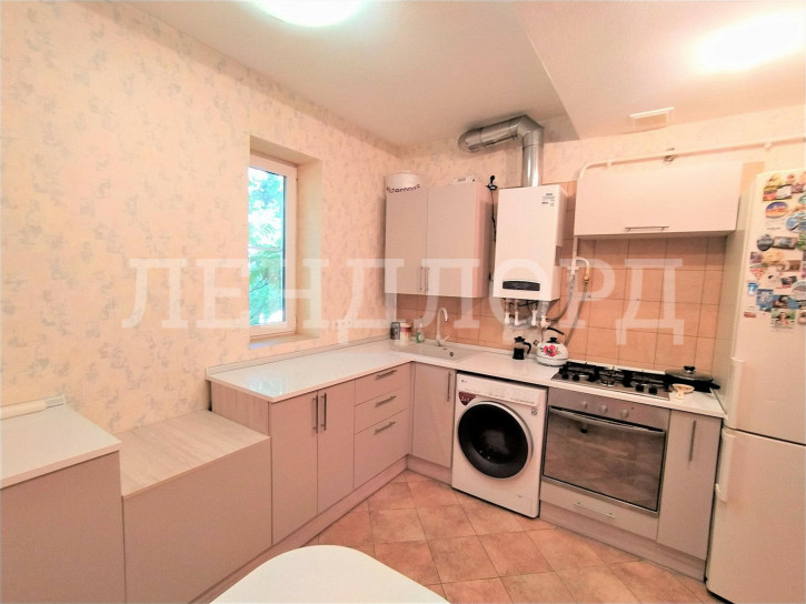 3-комн квартира Лермонтовская улица, 83