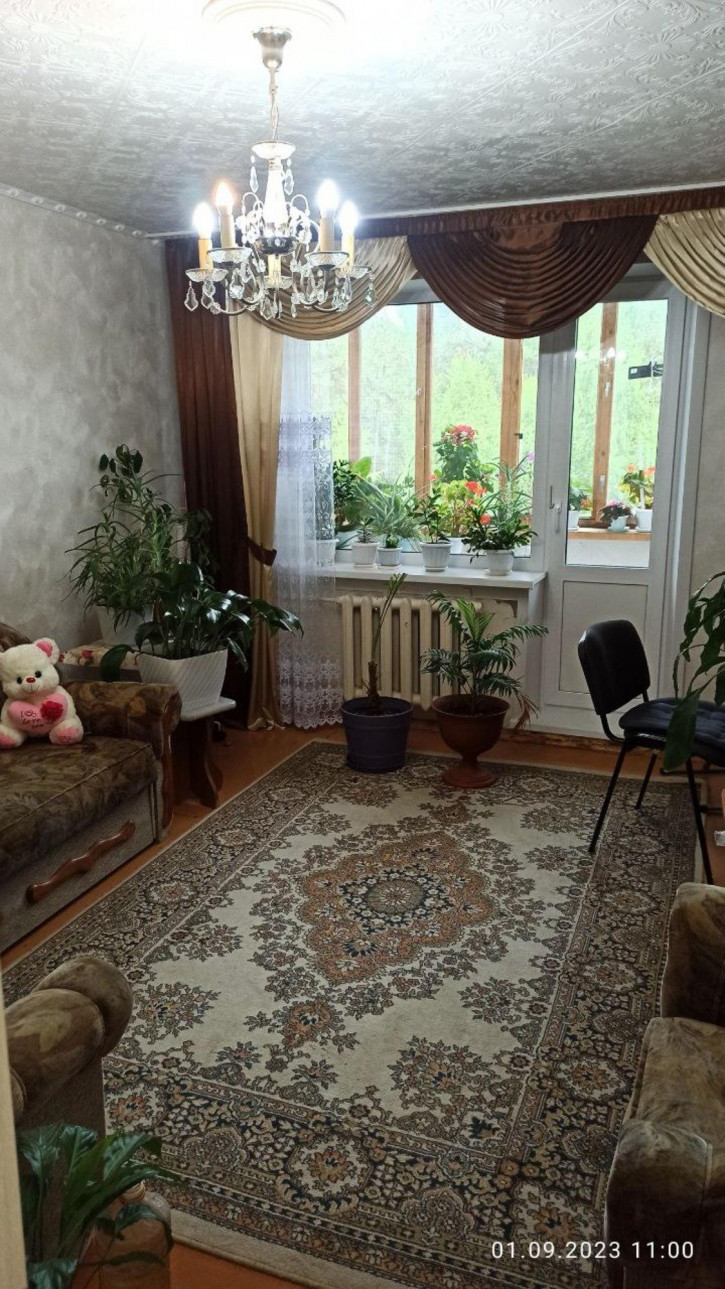 3-комн квартира Дружбы Народов пр-кт, 68