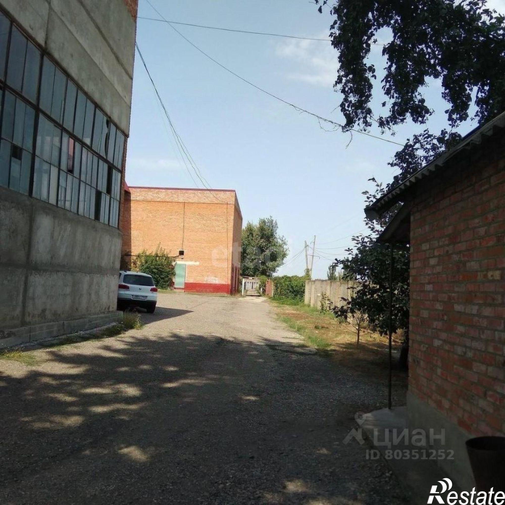 Купить складское помещение за 160 000 000 рублей на Октябрьская улица, 118