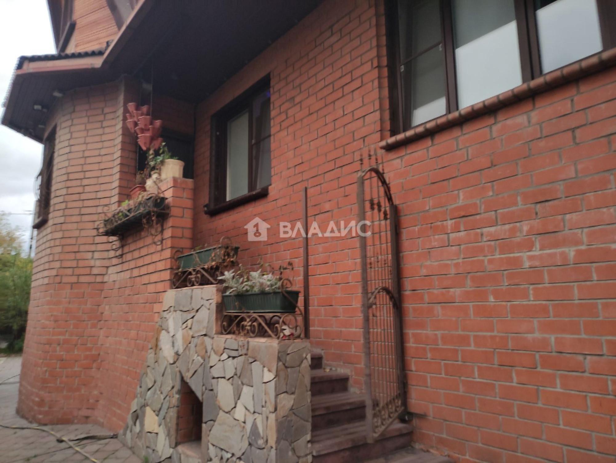 Купить дачу, дом, коттедж за 17 600 000 рублей на Ленинский район