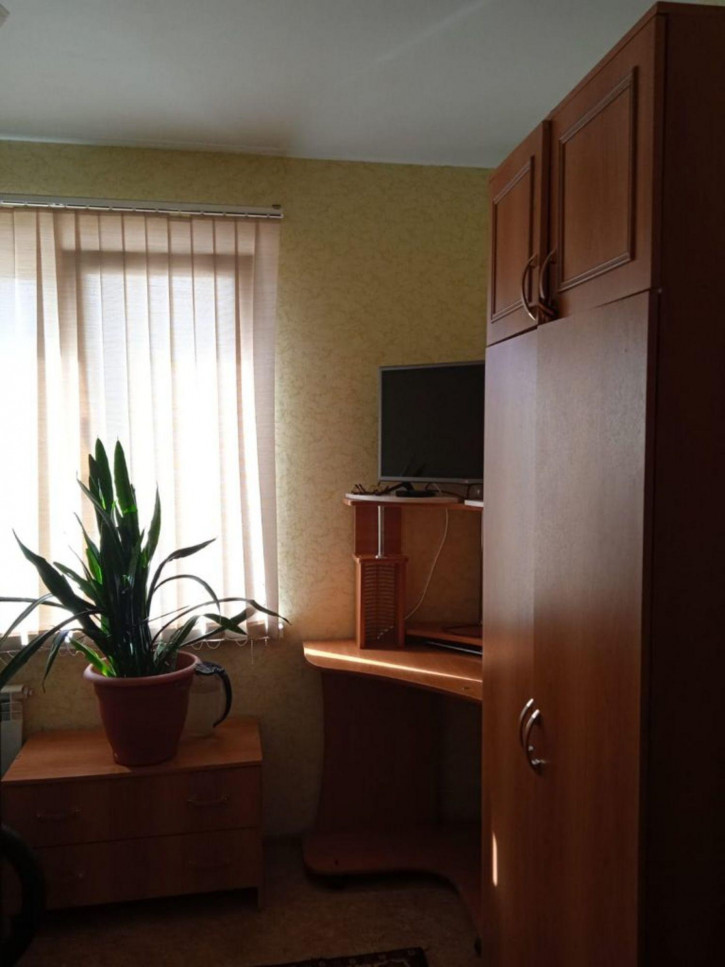 3-комн квартира Кузнецова ул, 11