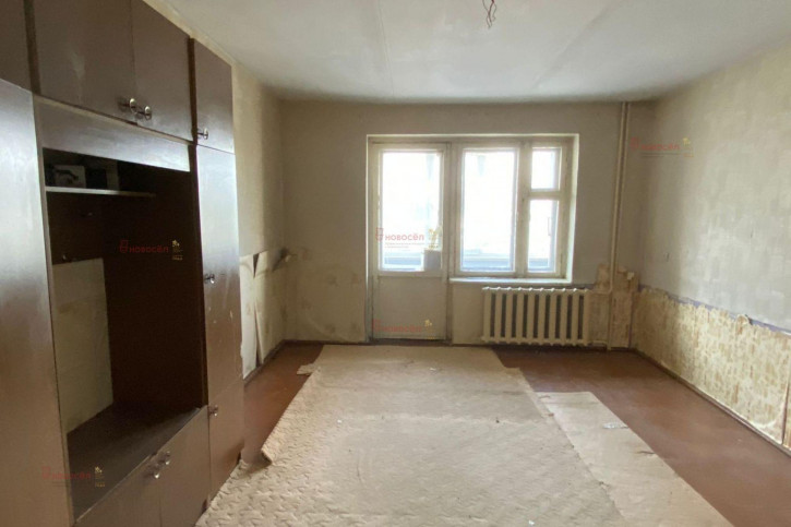 3-комн квартира Рябиновая 6