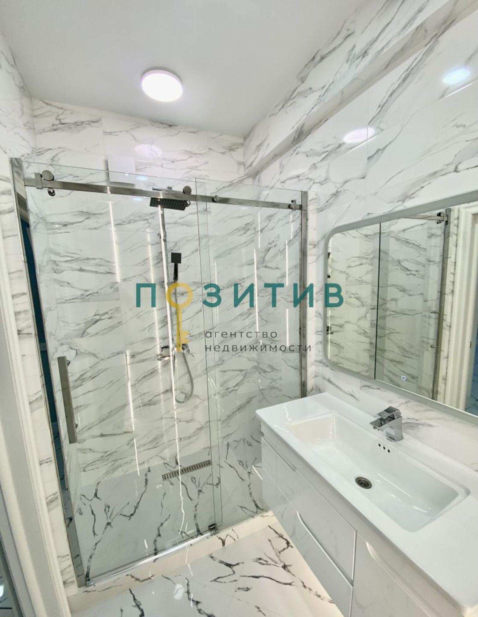 Купить квартиру за 12 200 000 рублей на Адмиральского ул, 1А