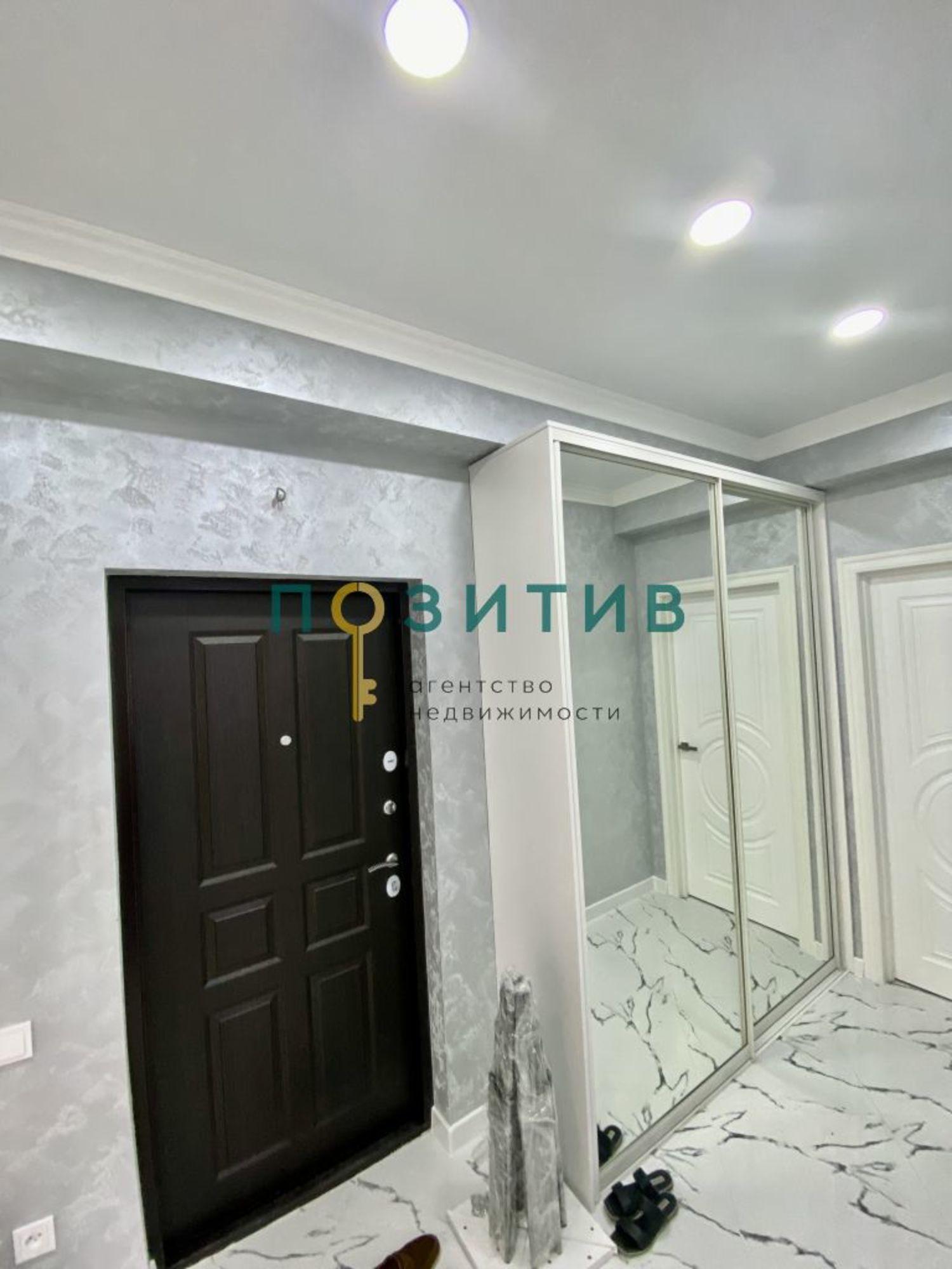 Купить квартиру за 12 200 000 рублей на Адмиральского ул, 1А
