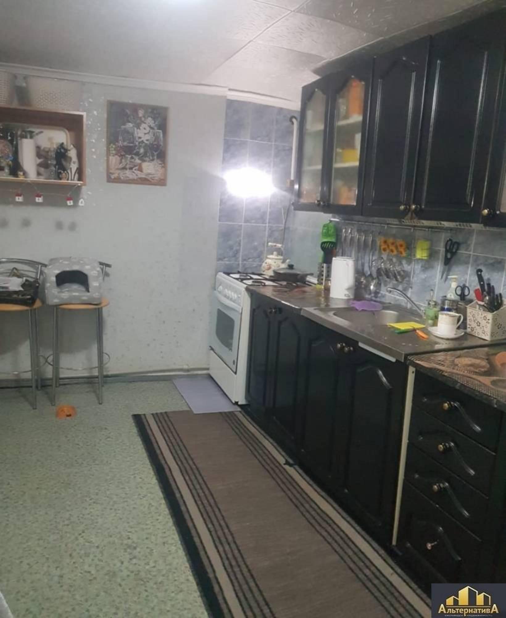 Купить дачу, дом, коттедж за 11 000 000 рублей на Кисловодская ул.