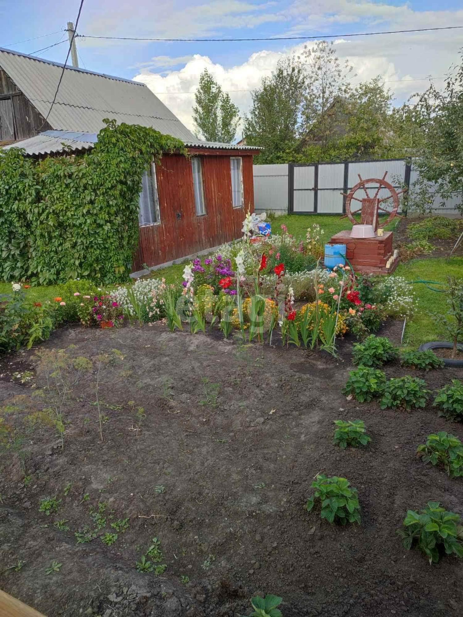 Купить дачу, дом, коттедж за 2 700 000 рублей на Садовая,