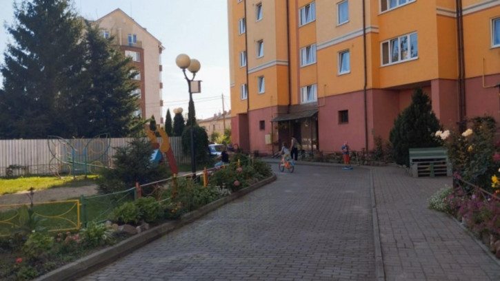 2-комн квартира Советская, 16