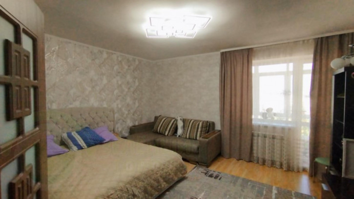 2-комн квартира Советская, 16