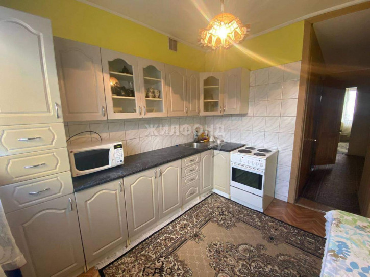 3-комн квартира Советов улица, д.24