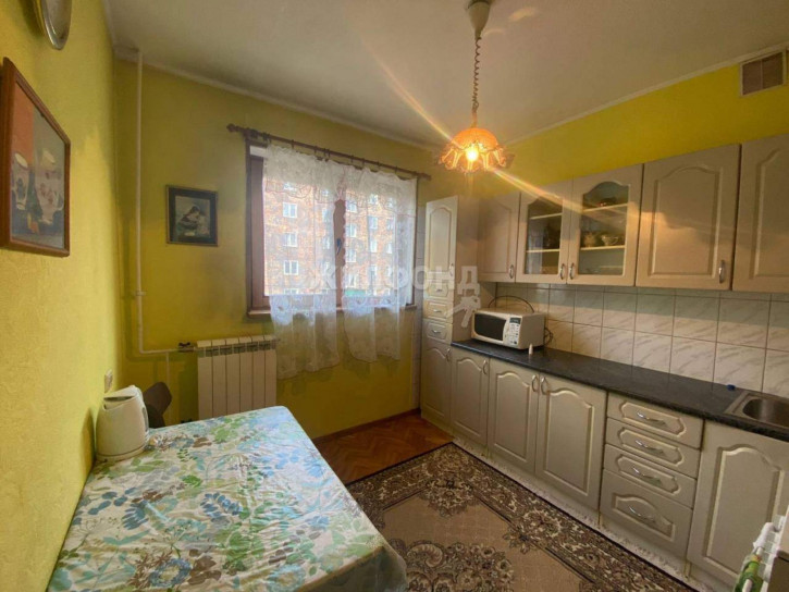 3-комн квартира Советов улица, д.24