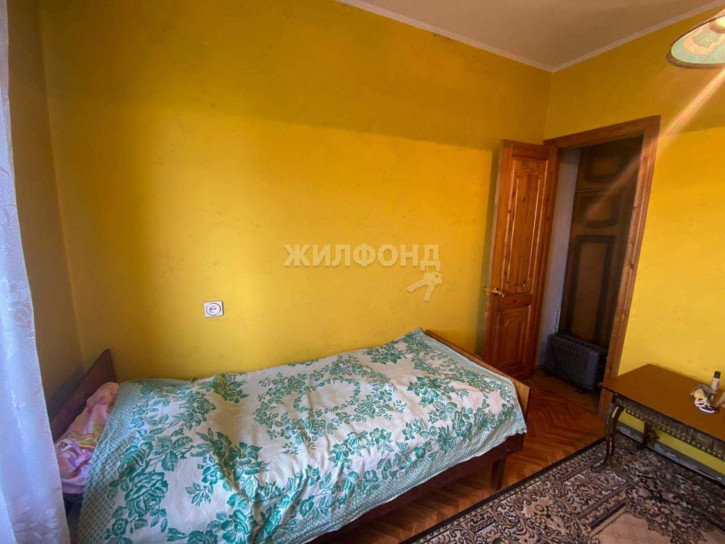 3-комн квартира Советов улица, д.24
