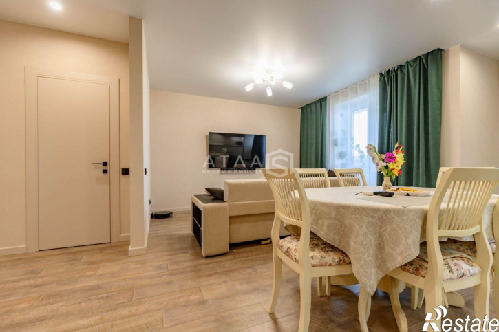 3-комн квартира улица 8 Марта, 31