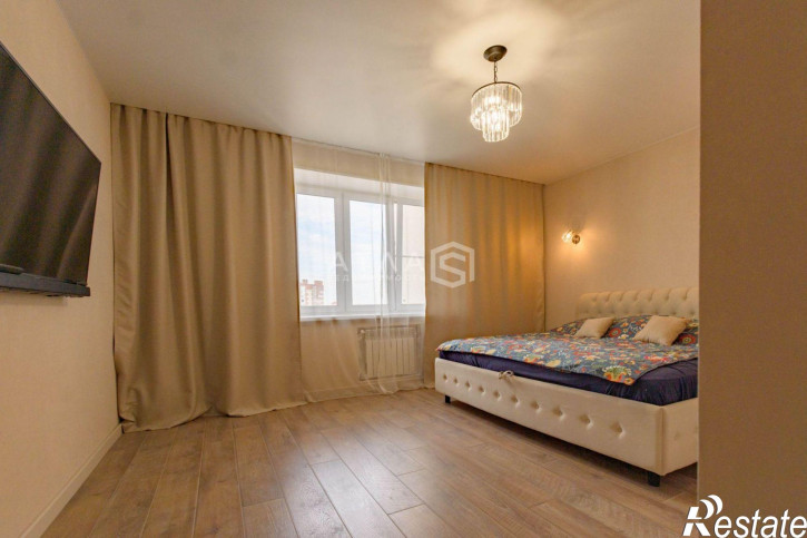 3-комн квартира улица 8 Марта, 31