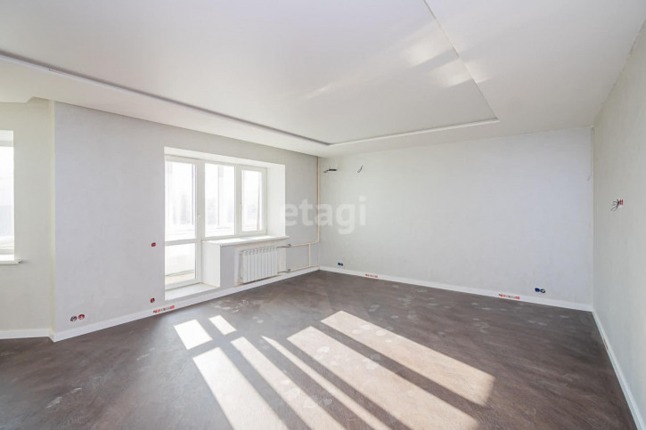 4-комн квартира Грибоедова, 15