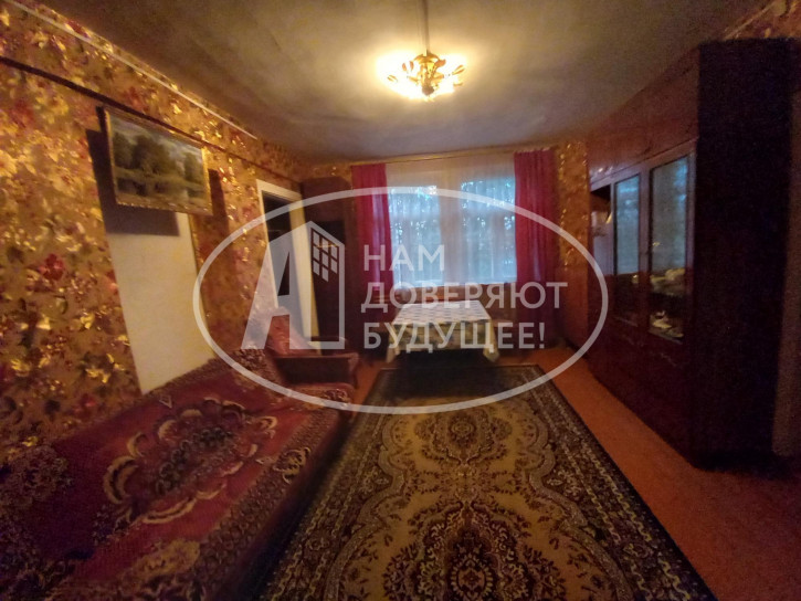 3-комн квартира улица Репина, 6