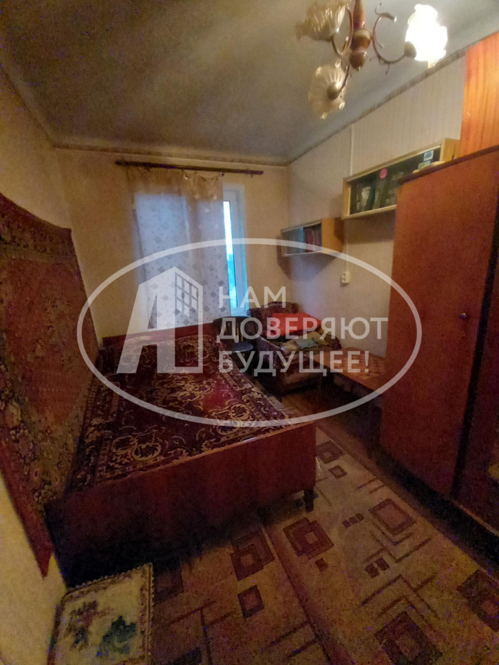 3-комн квартира улица Репина, 6