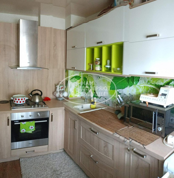 2-комн квартира Известковая улица, 13