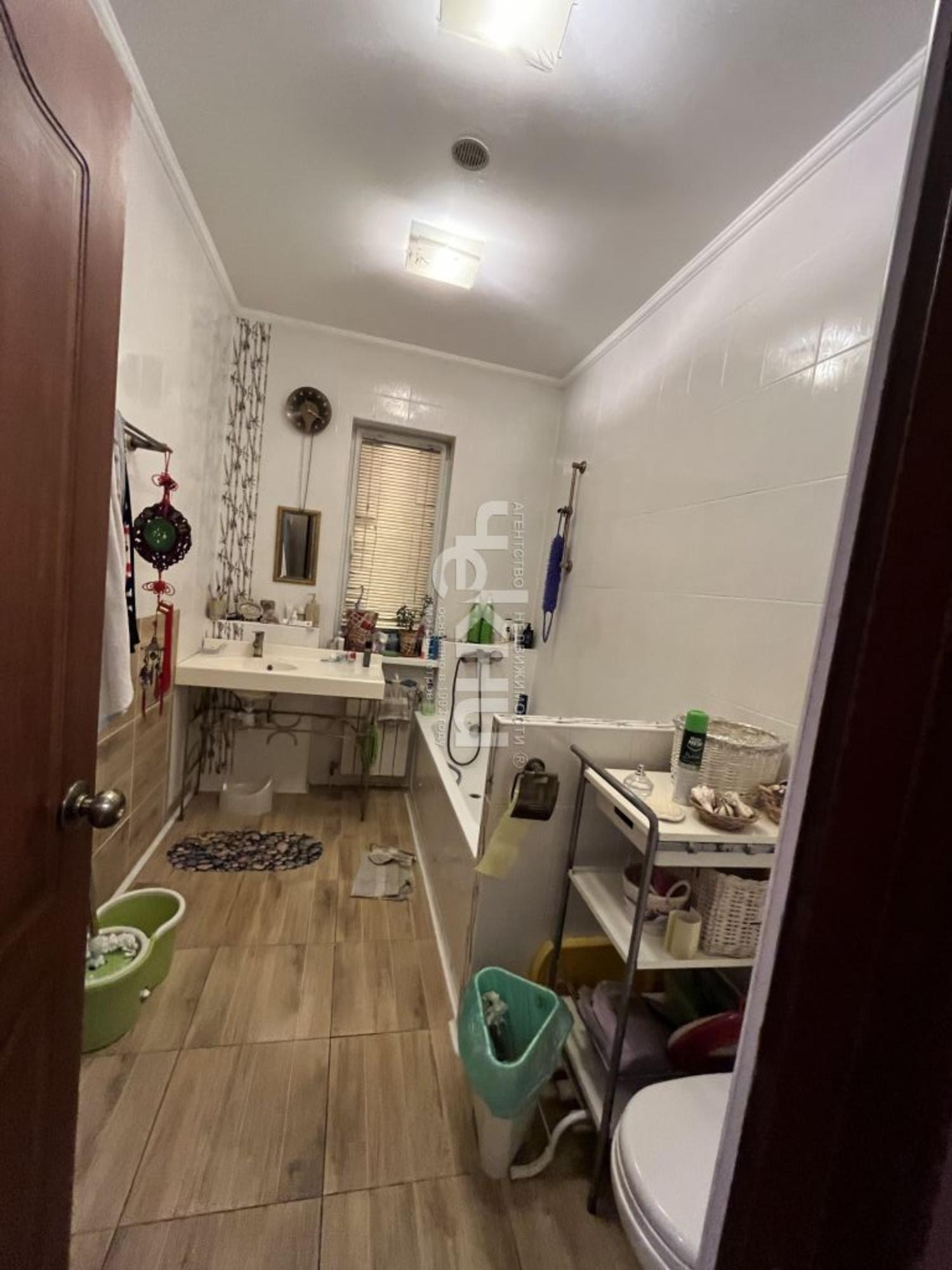 Купить дачу, дом, коттедж за 18 000 000 рублей на Бешенцево д, 62