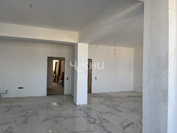 3-комн квартира Минина и Пожарского пл, 4а