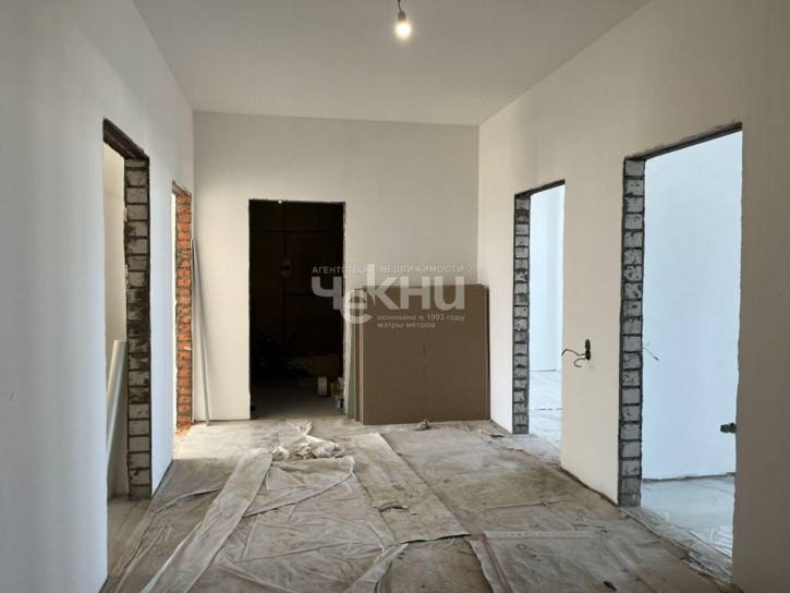 3-комн квартира Минина и Пожарского пл, 4а