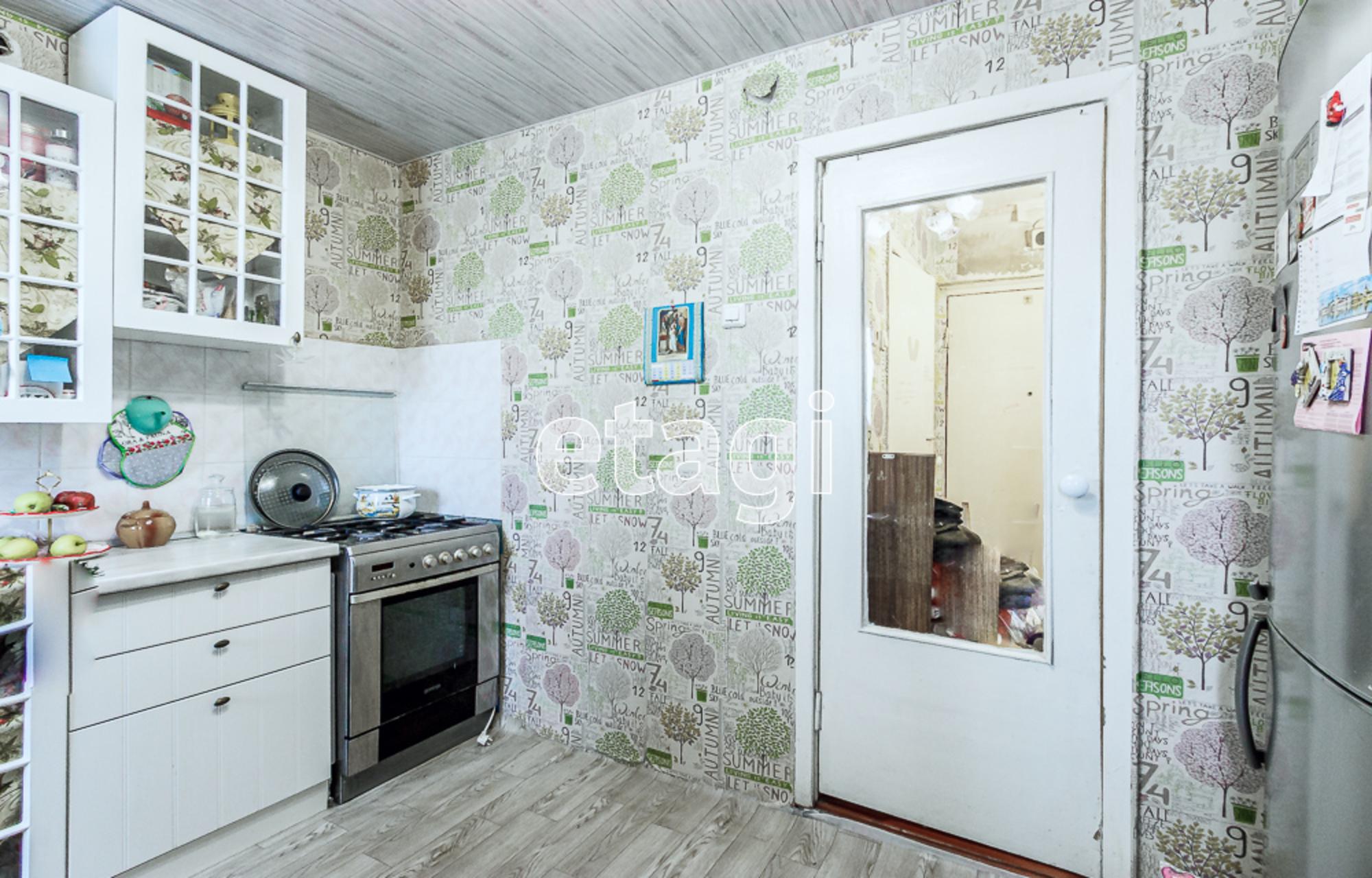 Купить квартиру за 2 190 рублей на улица Добролюбова, 52