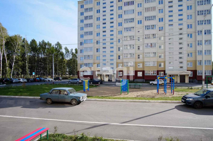 3-комн квартира Стороженко, 25/9