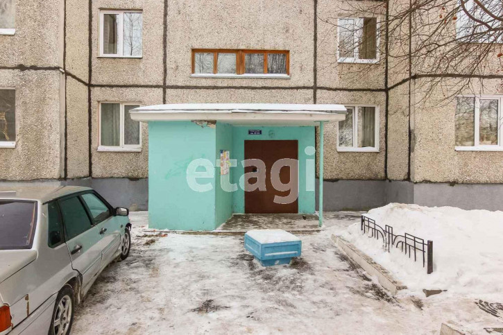2-комн квартира Республики, 221