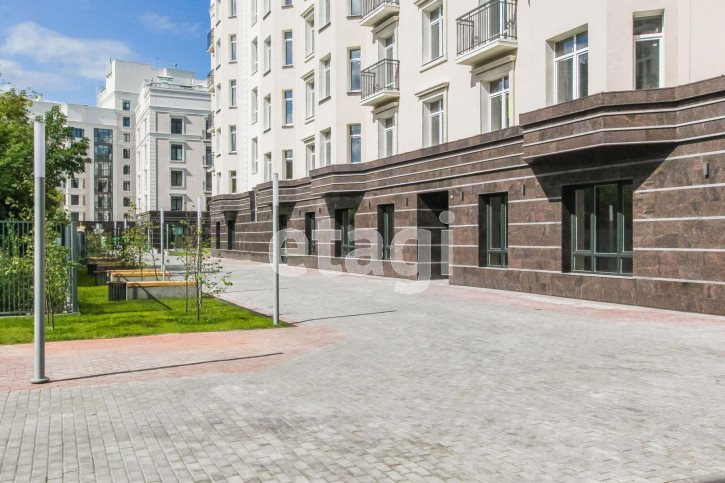 3-комн квартира 25-го Октября, 40