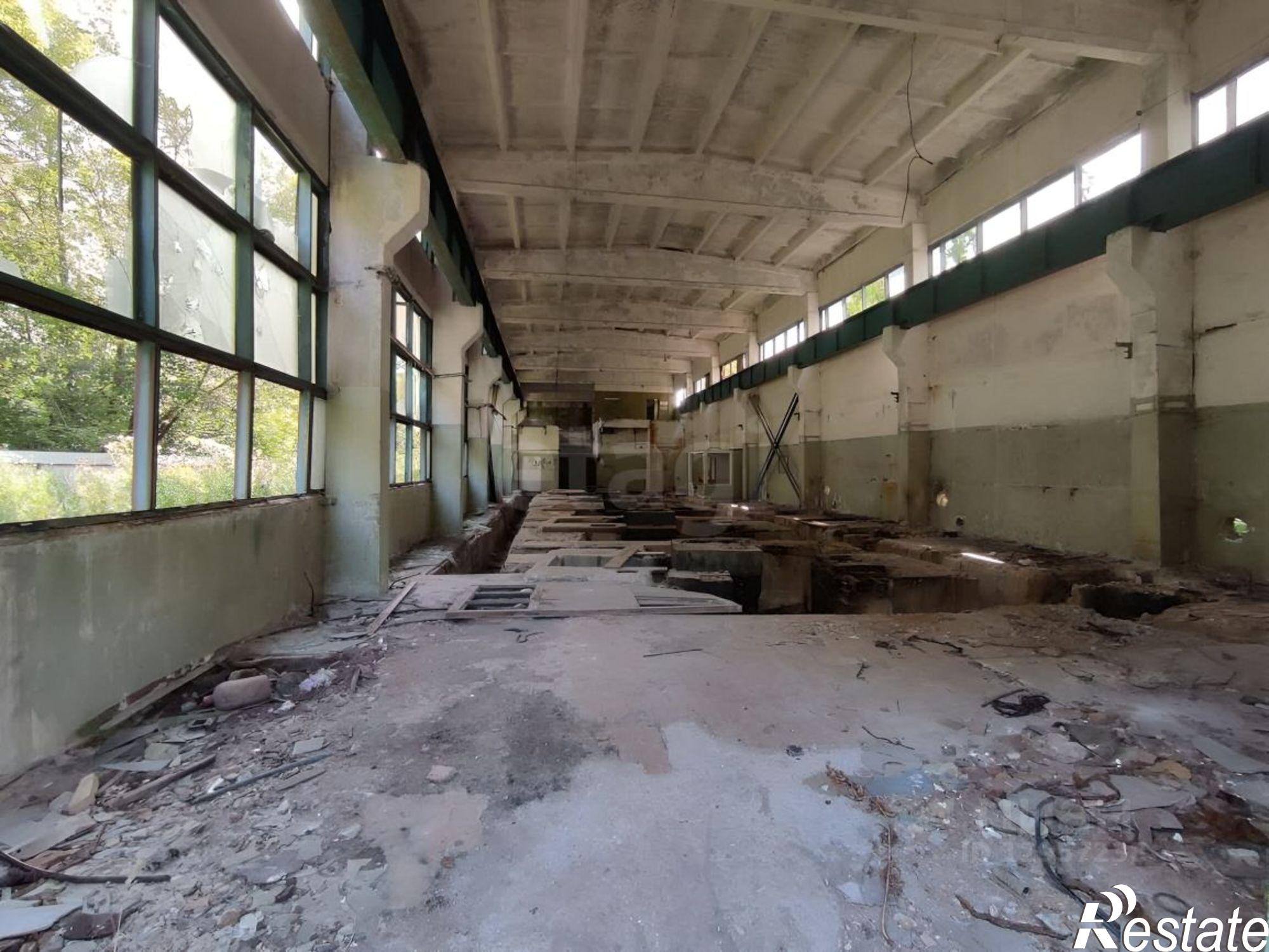 Купить складское помещение за 13 998 600 рублей на улица Калинина, 28