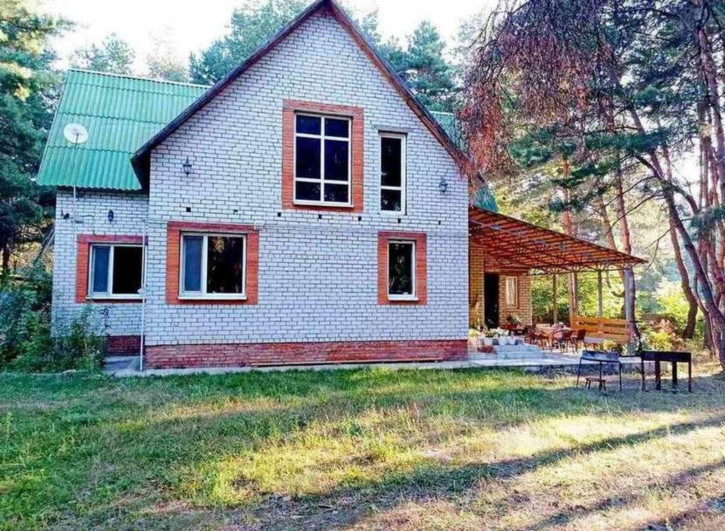 Коттедж/дом Безлюдовка село